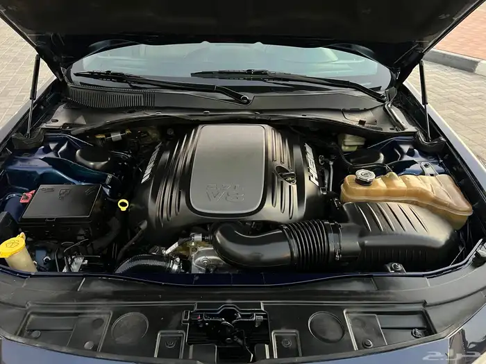 كرايزلر v8اكزكتف ثالت مالك بدي وكاله 2014 14