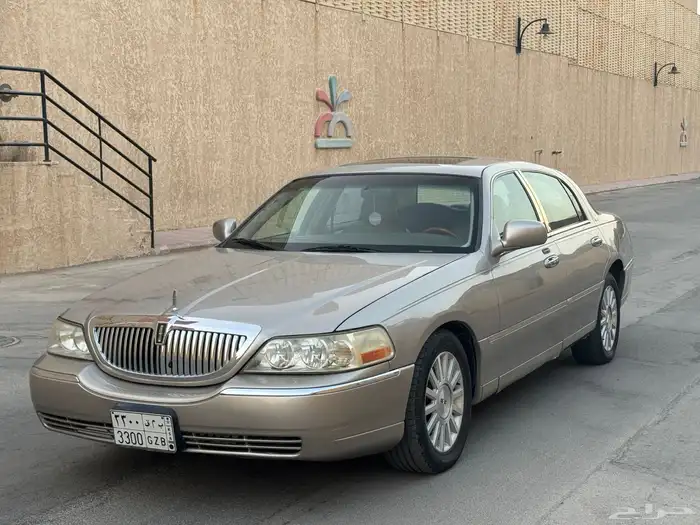 لينكون تاون كار 2007 0