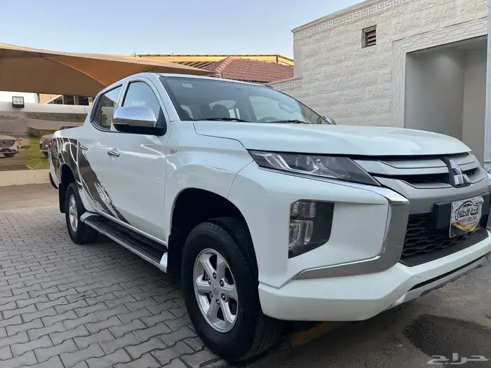 ميتسوبيشي ديزل 2022 L200 لدى قمة الاطلال 6