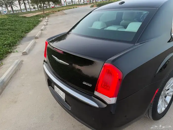 كرايسلر C300 - 2017 نظيف 47