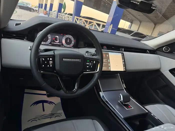 لاند روفر ايفوك 2024 Dynamic SE على الضمان 12