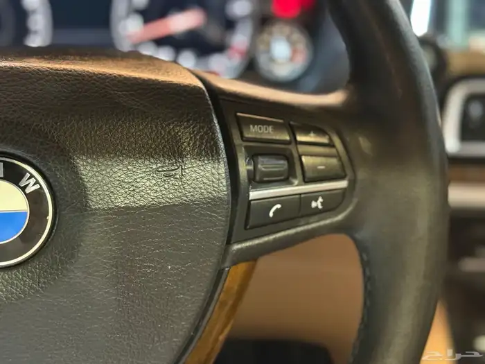 بي ام دبليو 740L  2013 (( بحالة ممتازة )) 12