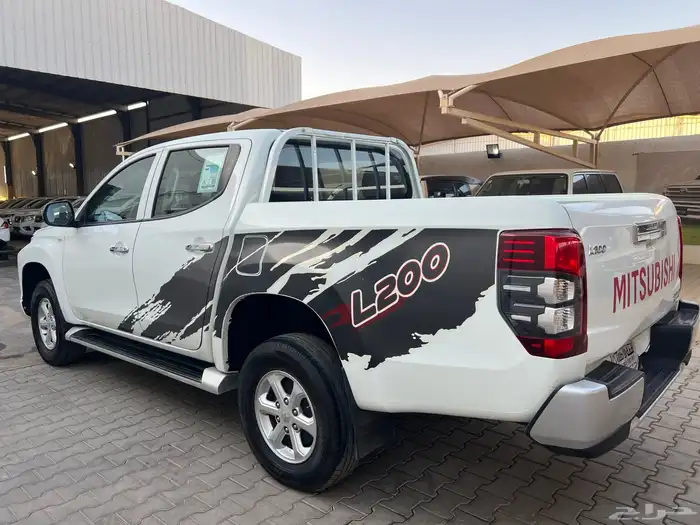 ميتسوبيشي ديزل 2022 L200 لدى قمة الاطلال 15