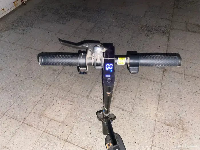 سكوتر كهربائي مستعجل للبيع 0
