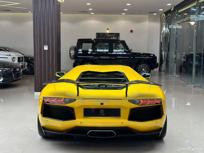 Lamborghini Aventador 2013 3