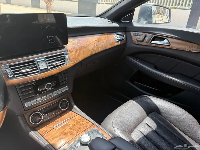 مرسيدس cls 500 موديل 2012 10