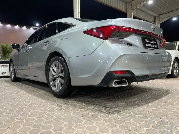 تويوتا افالون 2022 18