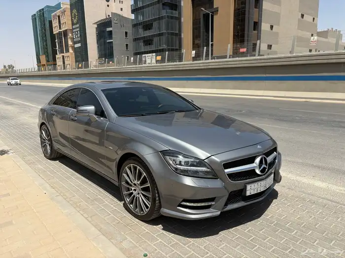 مرسيدس cls 500 موديل 2012 1