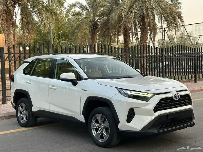 تويوتا راف فور موديل 2022 سعودي هايبرد 20