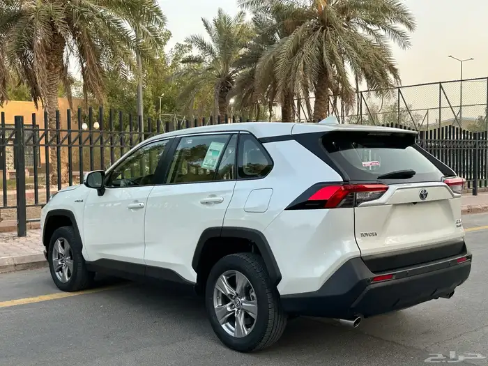تويوتا راف فور موديل 2022 سعودي هايبرد 25