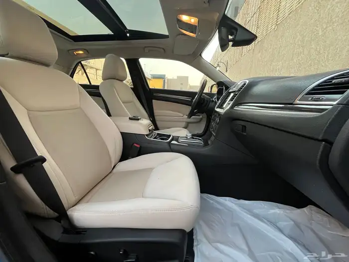 كرايزلر C300 2021 ( ممشى 82 ألف ) 18