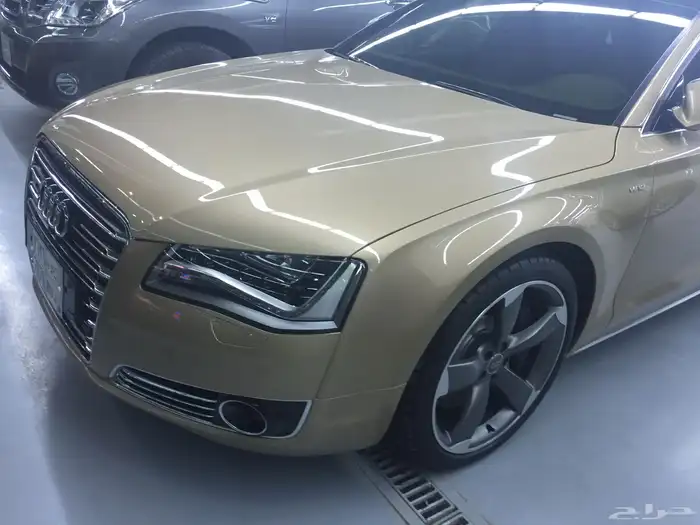 Audi W12 2014 مخزن ونظيف جدا 6