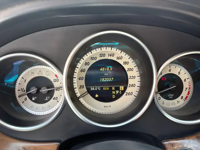 مرسيدس cls 500 موديل 2012 6