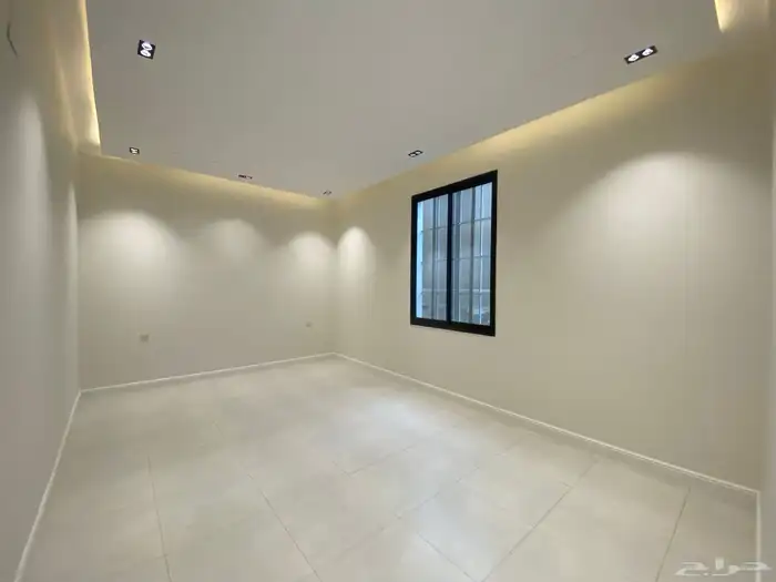 للبيع شقق تمليك مساحه 275 م مع سطح 6 غرف 580 الف 21