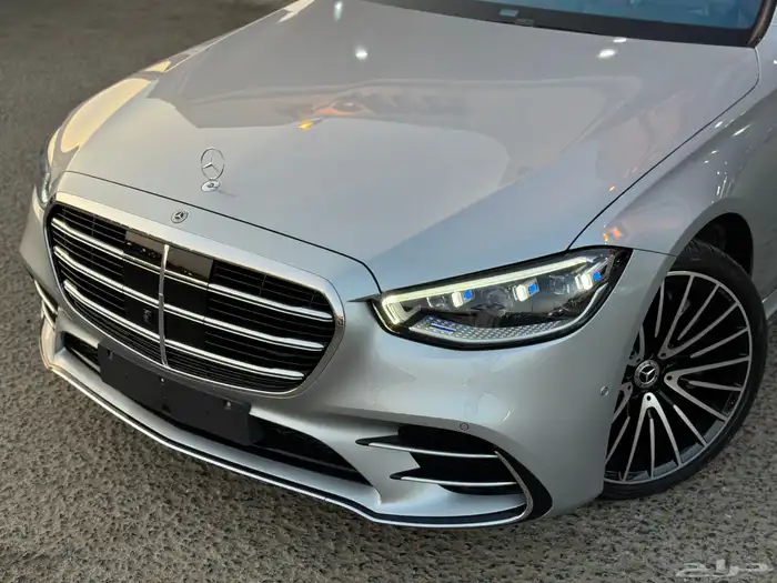 مرسيدس S500 AMG 2023 - شبه اصفار - عداد 4 الاف كيلو فقط 20