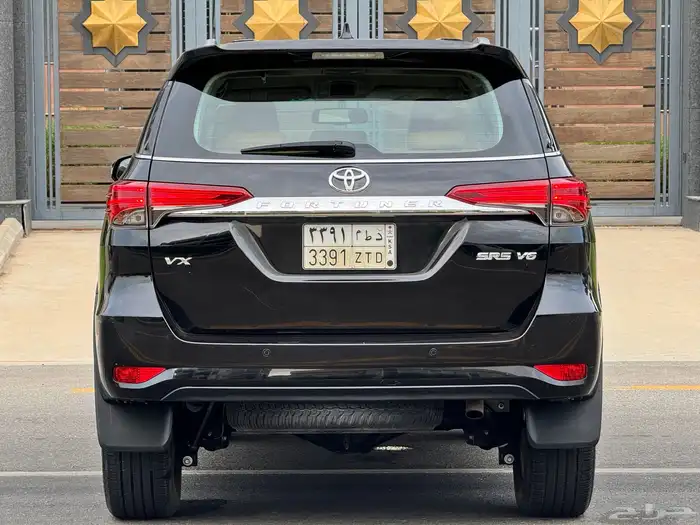 تويوتا فورشنر 2020 VX فل ابشن وكاله 12