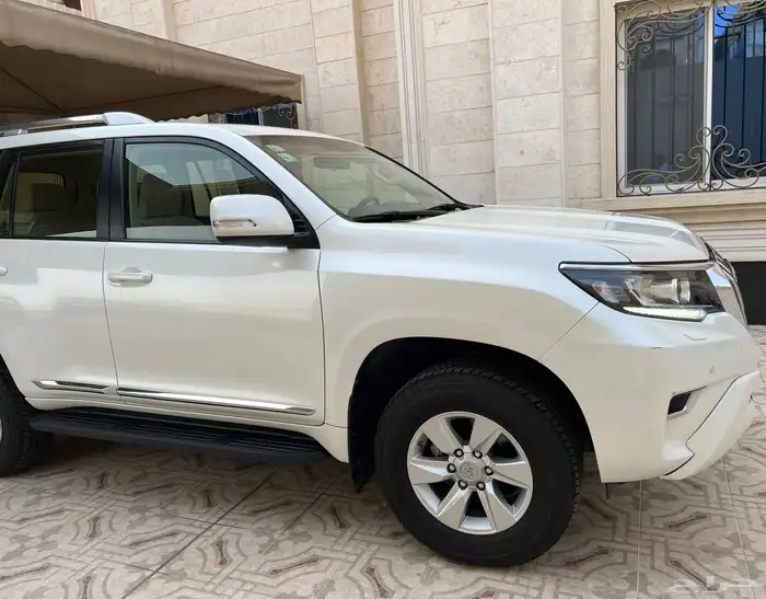 تويوتا برادو 2020 بحالة الوكالة سعودي 14