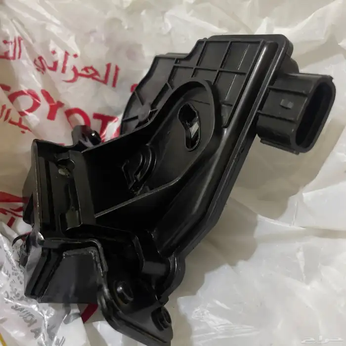قفل شنطة لاندكروزر 0