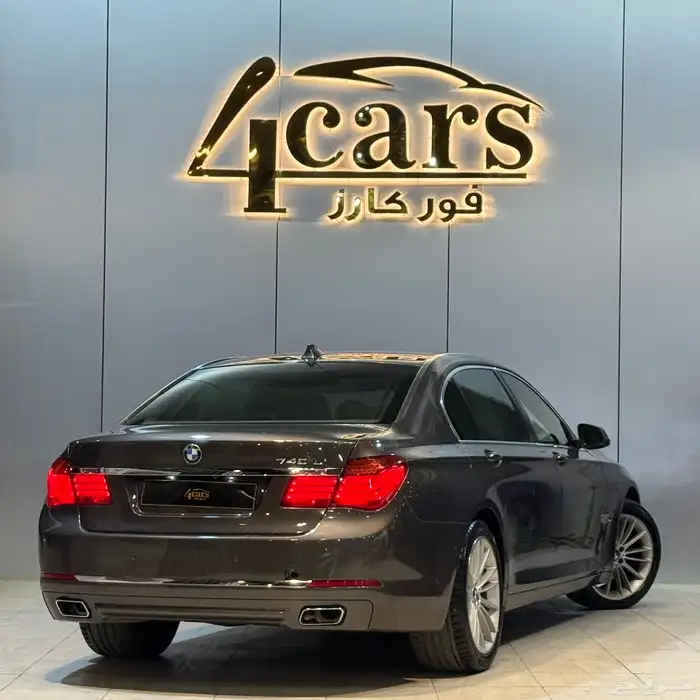 بي ام دبليو 740L  2013 (( بحالة ممتازة )) 4