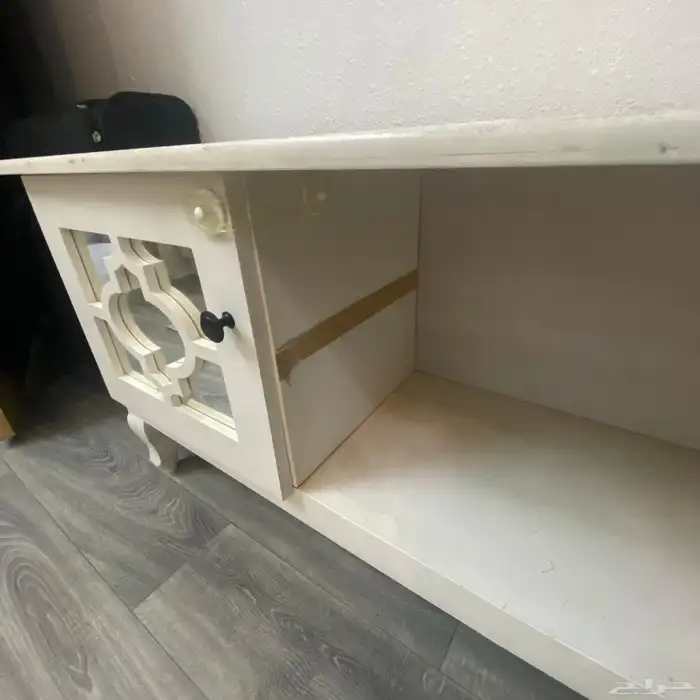 طاولة شاشة تلفزيون 1