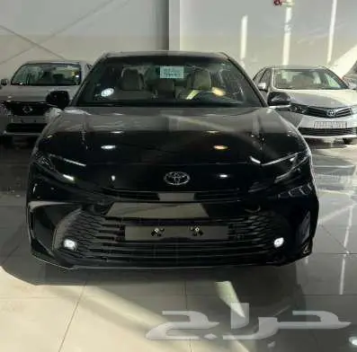 تويوتا كامري E بلس هايبرد 2025 0