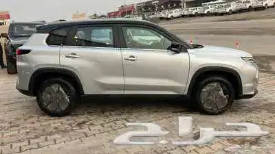 تويوتا اوربان كروزر 2025 GLX سي سي 1.5 بنزين 3