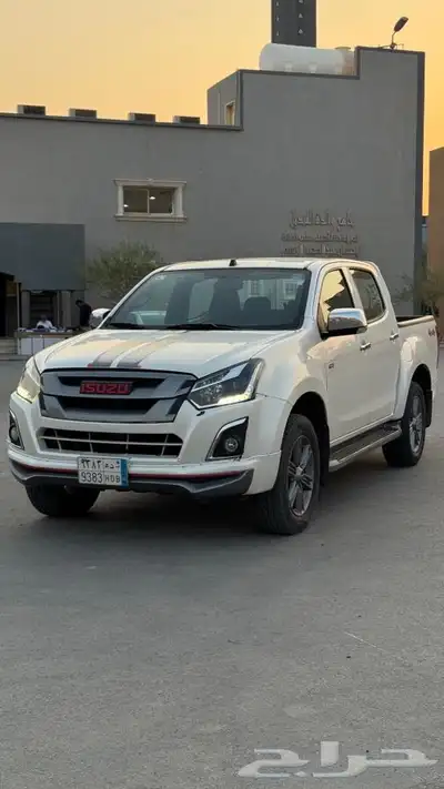 للبيع ايسوزو ديماكس GT ديزل index