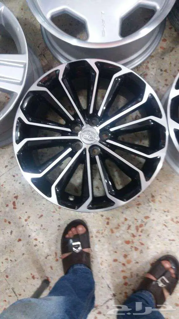 جميع جنوط اللاندكروز و برادو لكزس وكالة 85