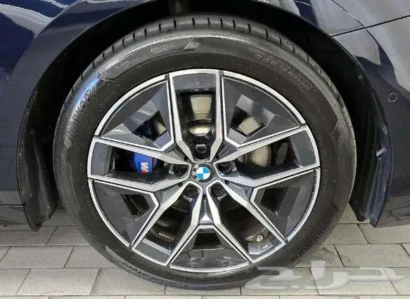 BMW520i موديل 2024 الميموني للاستيراد بكوريا 5