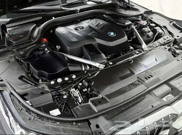 BMW520i موديل 2024 الميموني للاستيراد بكوريا 4