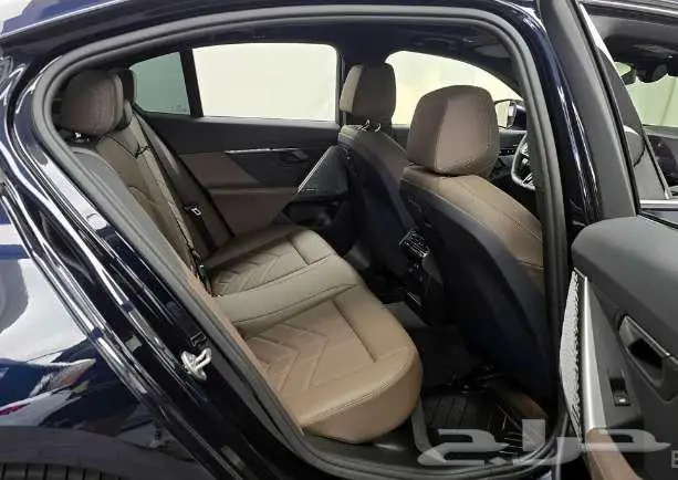 BMW520i موديل 2024 الميموني للاستيراد بكوريا 9
