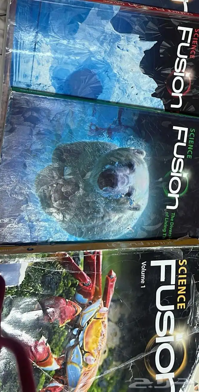 كتب عالمية شبه جديدة 2