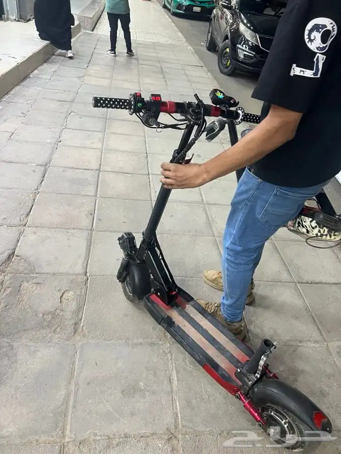 سكوتر الوحش 0