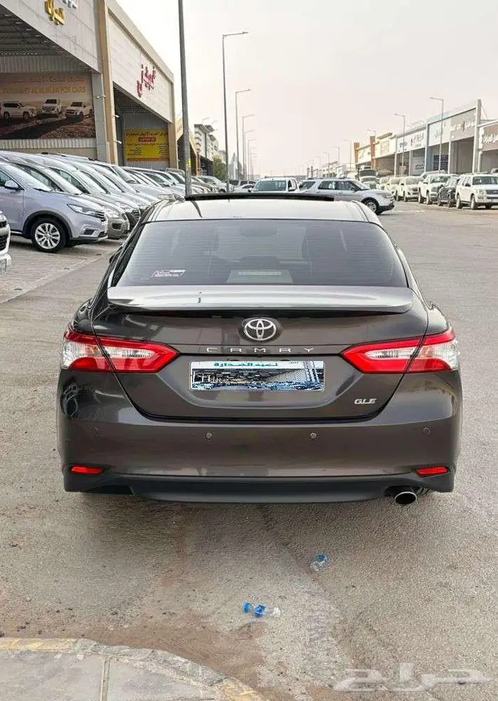 تويوتا كامري 2019 GLE 3