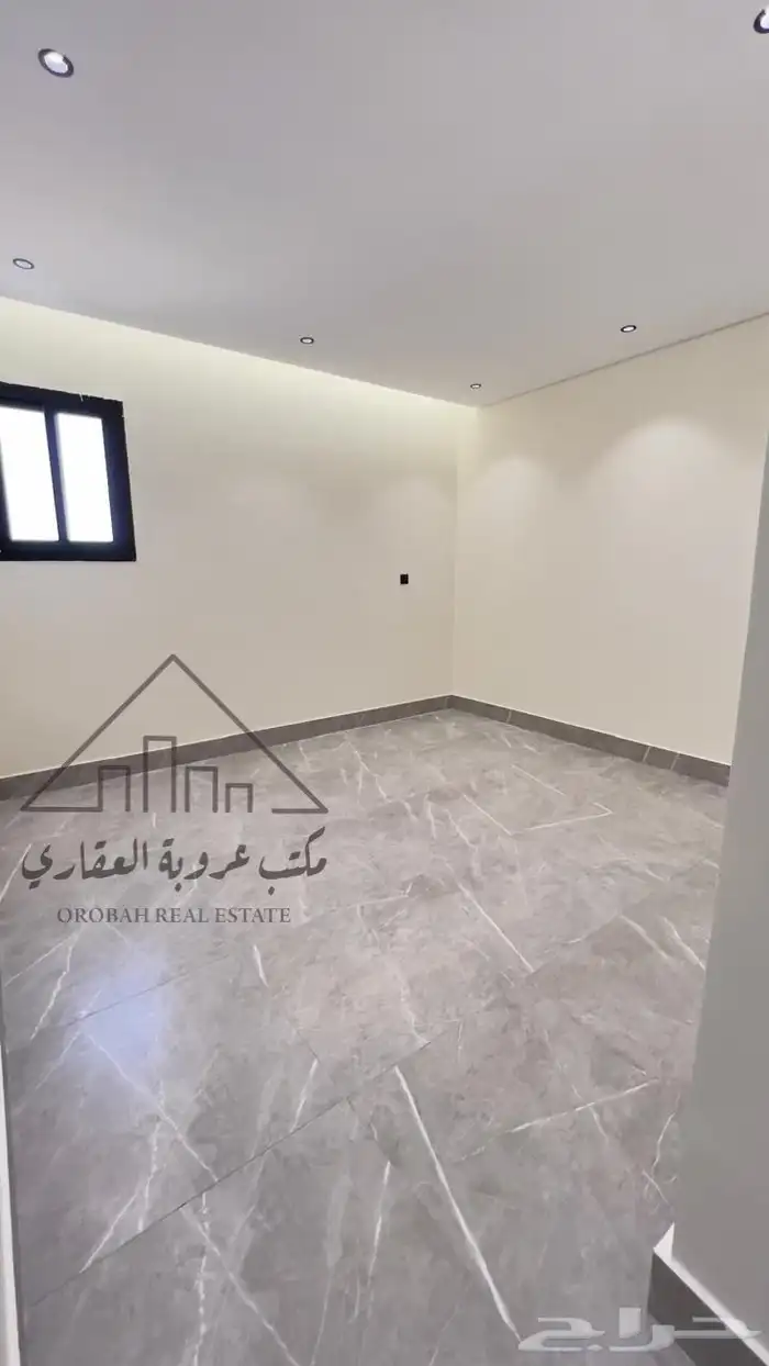 للبيع دور نص أرض تبوك حي الفلاح 4