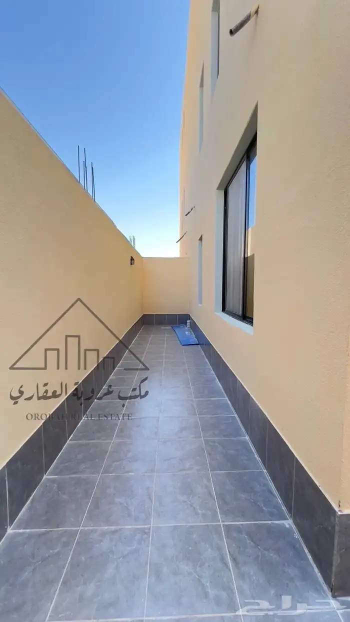 للبيع دور نص أرض تبوك حي الفلاح 17