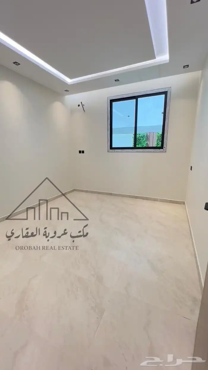 للبيع دور نص أرض تبوك حي الفلاح 34