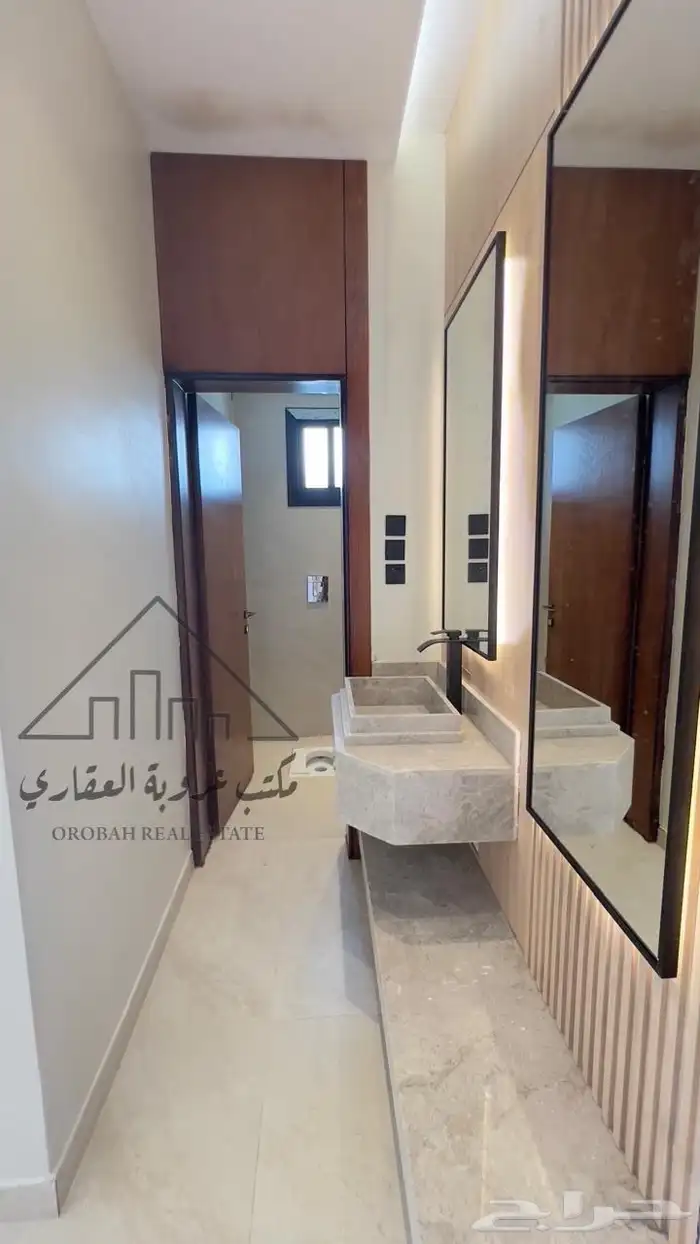 للبيع دور نص أرض تبوك حي الفلاح 30