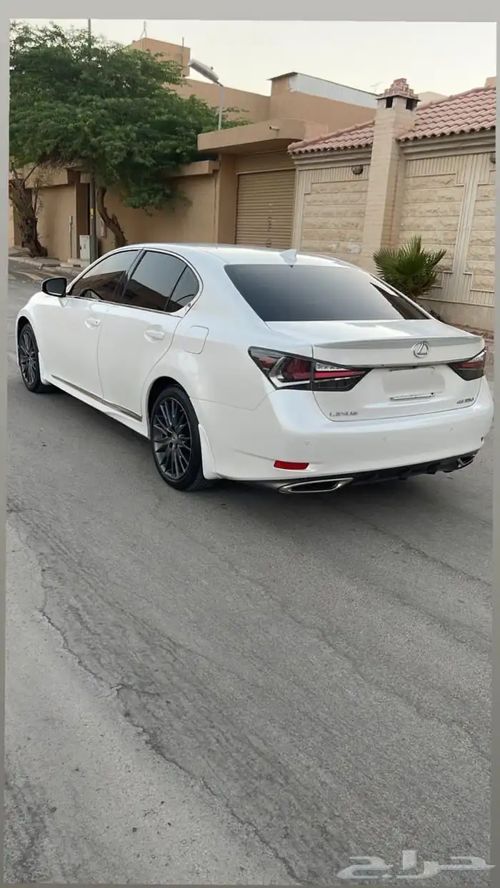 لكزس GS 6