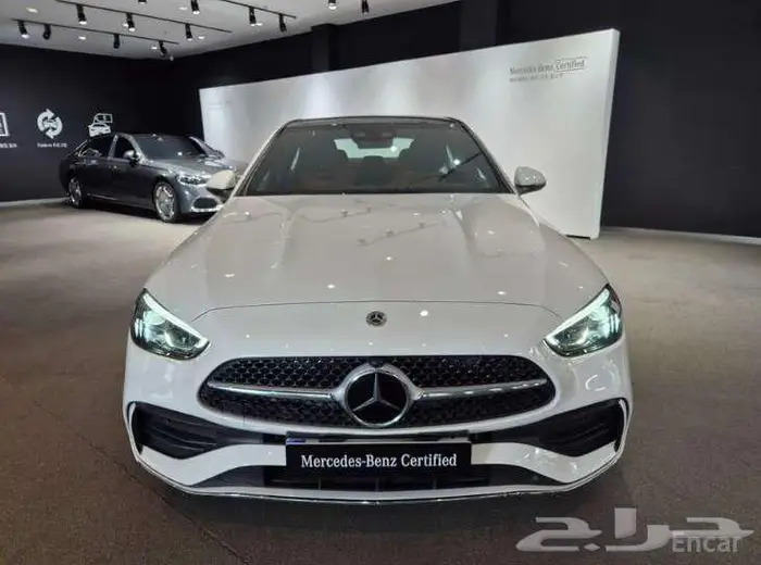 مرسيدس C200 AMG 2025 فل كامل اصفار 1