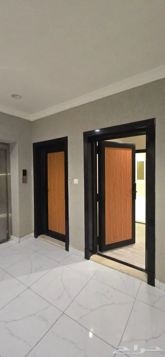 شقة للإيجار حي الشعلة 15