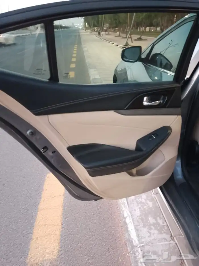 للبيع مكسيما 2018 10