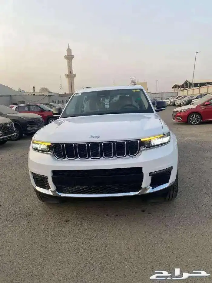 جيب جراند شيروكي 2023 كاش وتقسيط 1