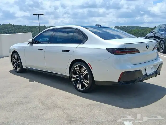 - بحالة الوكالة BMW740-2024 الكرستالة 1
