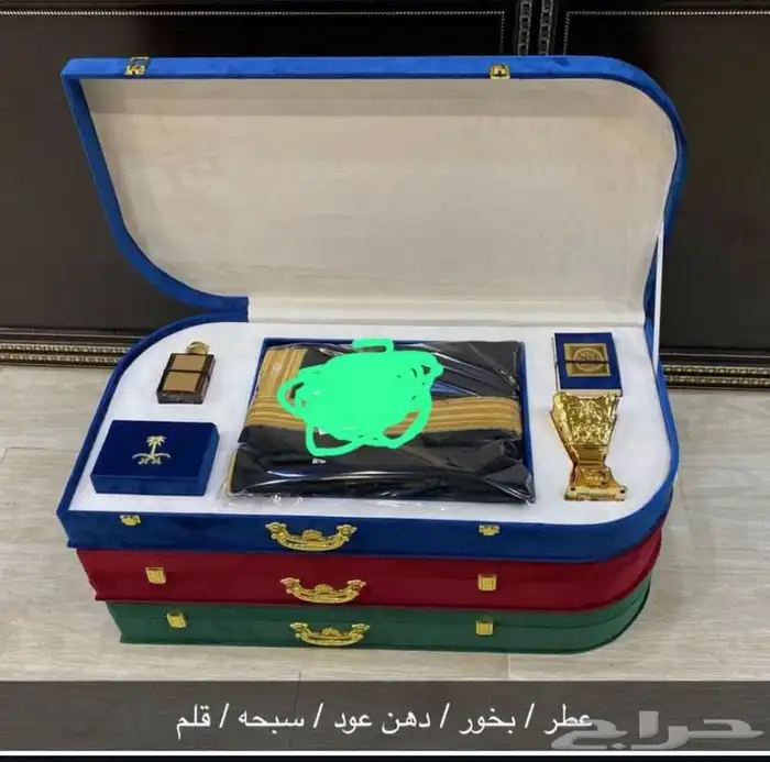 علب هدايا 24