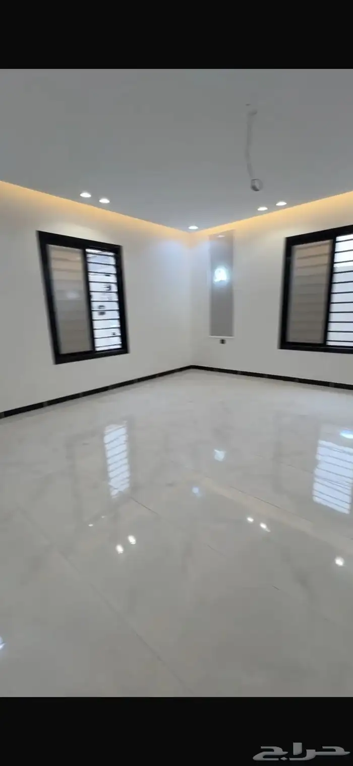 فله دبلكس مستقله مميزه في ريحه 8