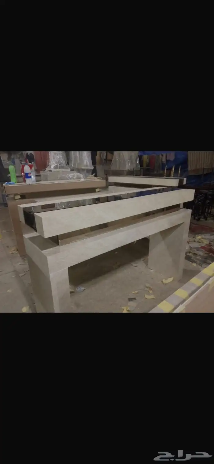 طاولات تفصيل حسب طلب 44