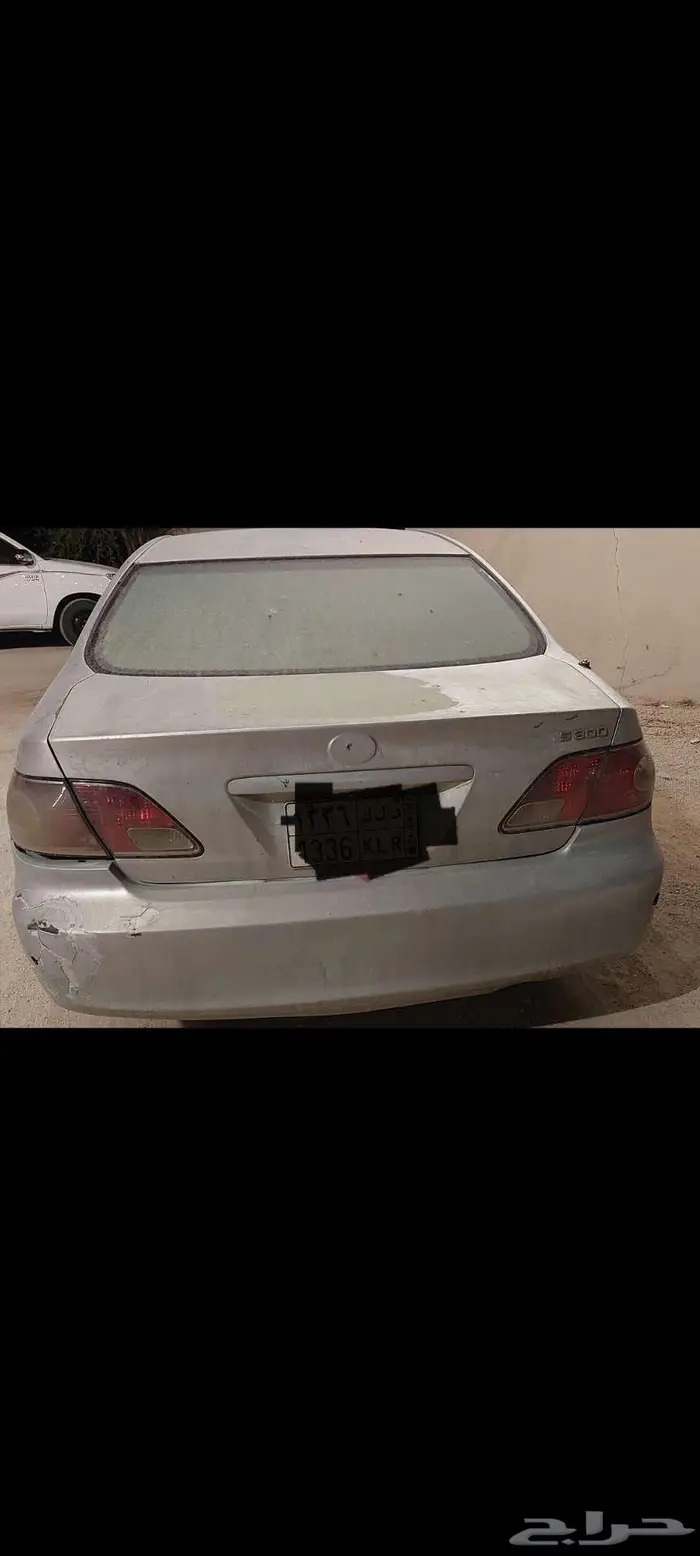 سيارة لكزس 2002 اي اس 0
