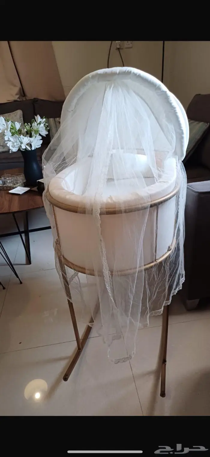 سرير اطفال 1