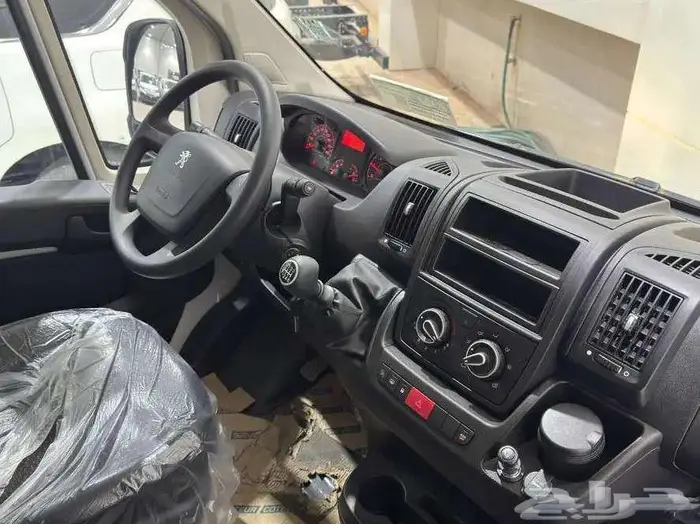 بيجو بوكسر فان بضاعه ديزل 2025 السعر 117900ريال 10